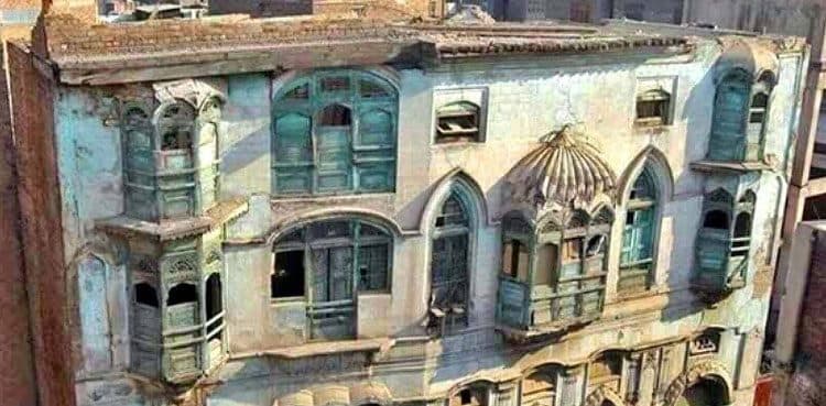KP govt to buy, restore houses of Bollywood actors Dilip Kumar, Raj Kapoor