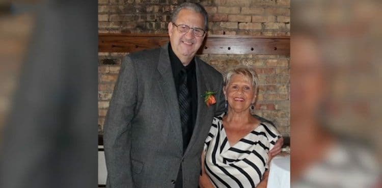 Family warns others of short visits after losing mother, father to COVID-19