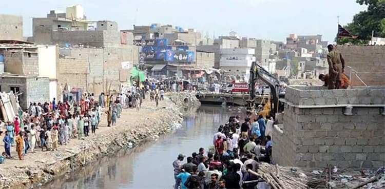 UN body shows concern over eviction of people along Karachi nullahs