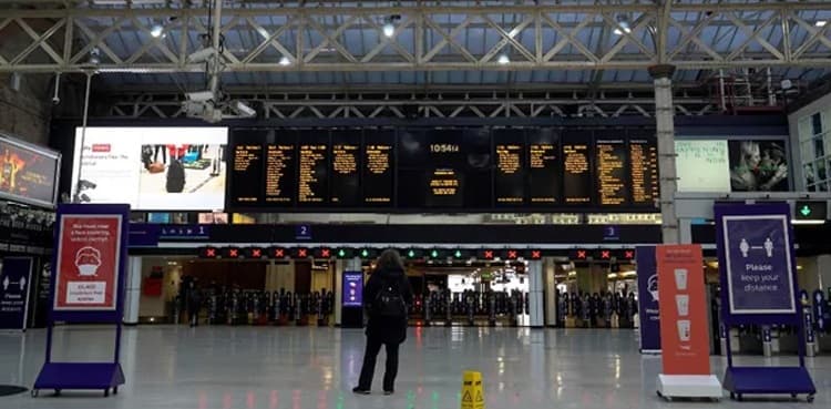 Britain cracks down on travel to stop virus spread