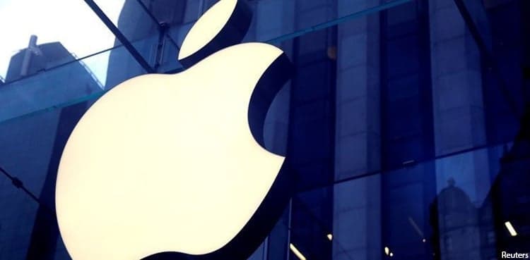 US senators criticize Apple