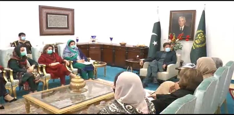 PTI's female lawmakers meet PM Khan to counsel him on various projects