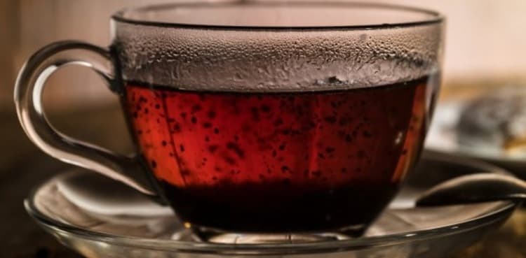 Woman, 44, claims to have survived just on tea for 33 years