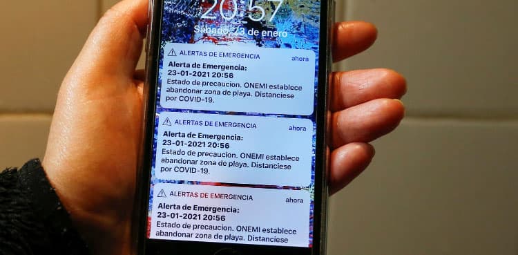 Chile regrets panic triggered by mistaken tsunami warning after quake