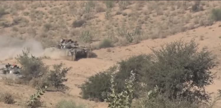 Pakistan Army troops continue 'Jidar-ul-Hadeed' exercise in Thar desert