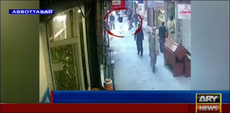 Video shows Abbottabad woman beating up man for harassing her