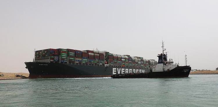 Suez Canal suspends traffic as ship stuck like 'beached whale'