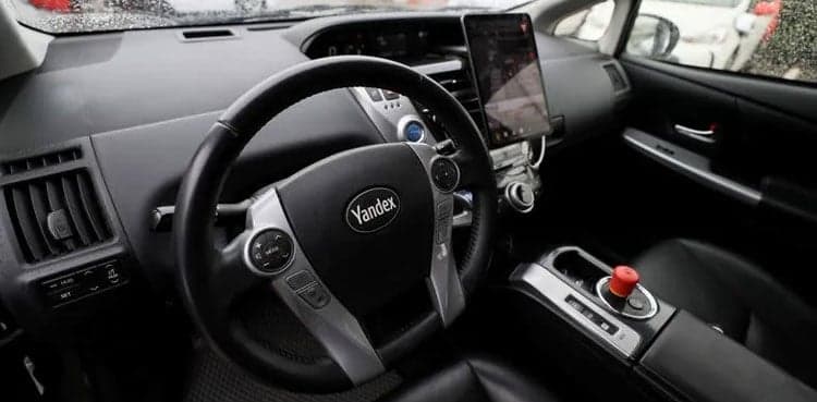 UK government green lights 'self-driving' cars on motorways