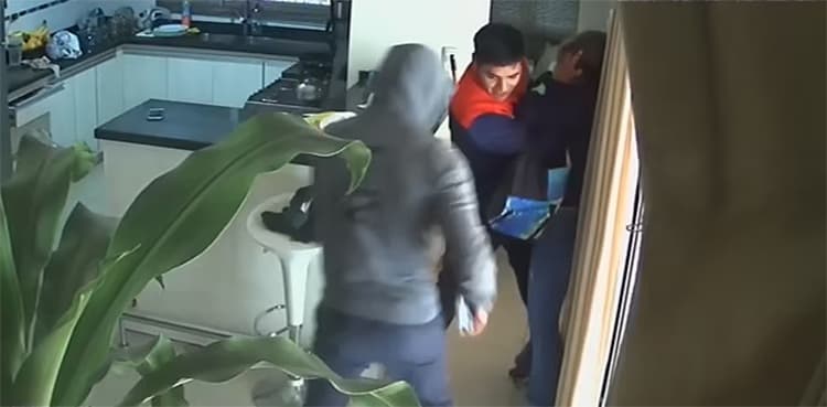 Woman suffers heart attack moments after confronting robbers at home