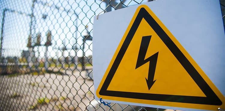 2 toddler allegedly die of electrocution, stepmom flees scene