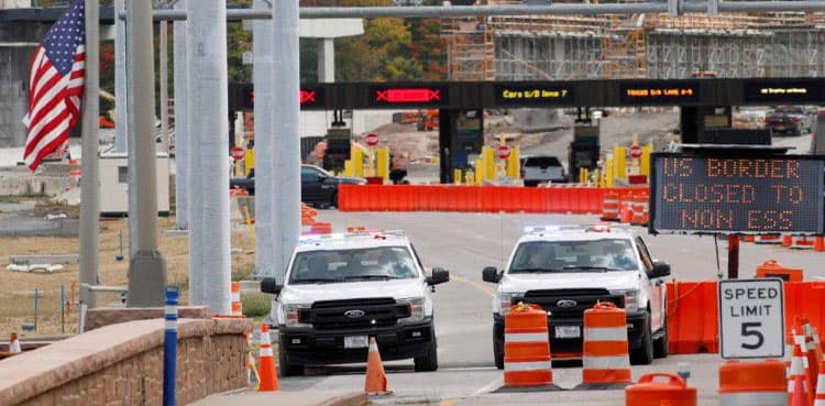 US extends travel restrictions at Canada, Mexico land borders through July 21