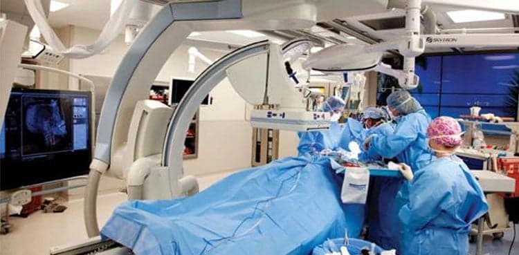 Faisalabad doctors remove 'blade' from infant's stomach without surgery
