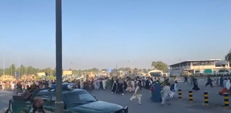 5 dead, several injured at Kabul airport as firefight intensifies