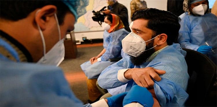 COVID vaccination resumes at all centres in Karachi