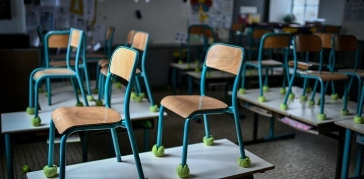 Sindh govt closes educational institutes for indefinite period citing COVID spike