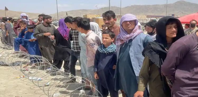 Over 4,500 people crossed into Pakistan via Torkham border since Aug 15