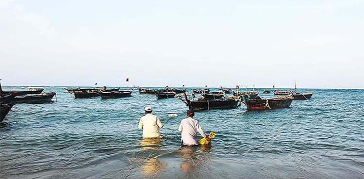 Major storm averted in Gwadar but coast residents determine damages