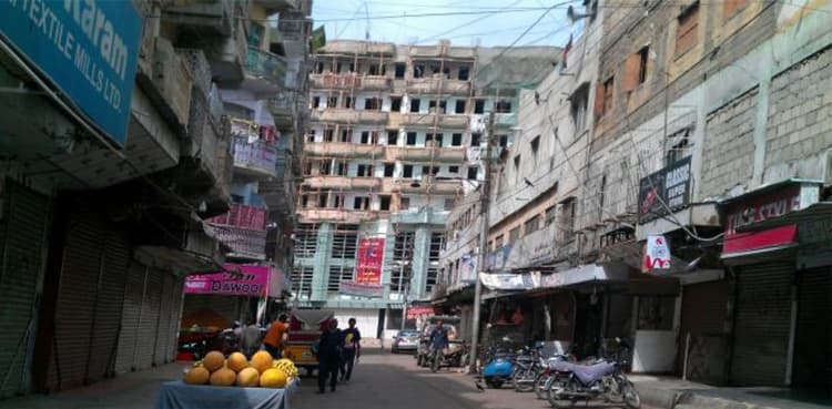 Five rescued after part of building collapsed