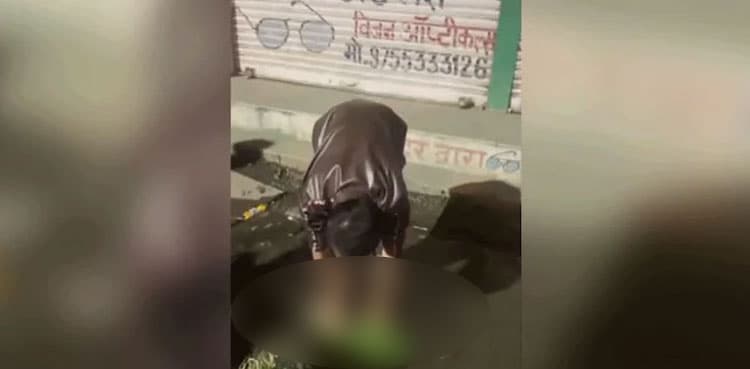 Viral video: Vegetable seller washes coriander in drain
