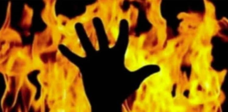 Teenage girl commits self-immolation over alleged blackmail in Murree