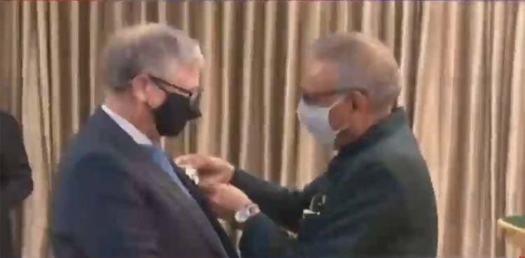 Bill Gates awarded Hilal-e-Pakistan by President Arif Alvi