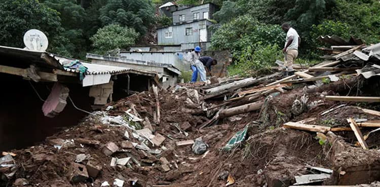 S.African rescuers in desperate search for dozens missing in floods