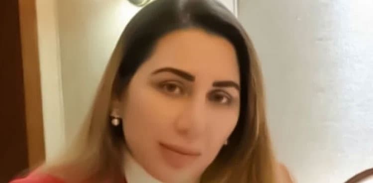 Farah Khan writes to DG ACE over allotment of plots
