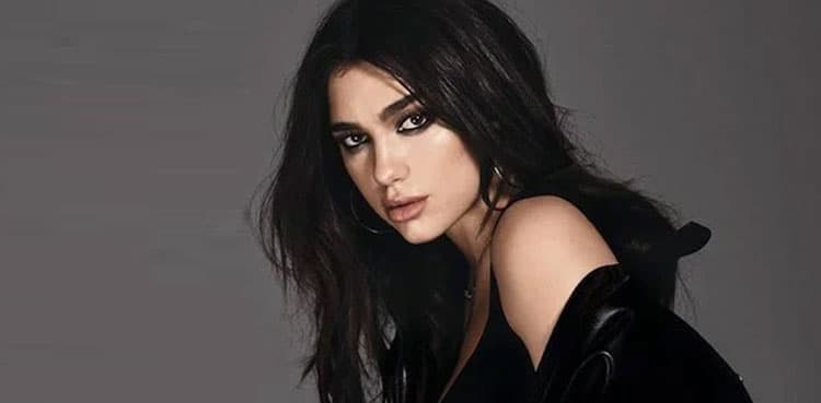 Dua Lipa rejects fan's marriage proposal with sweet gesture