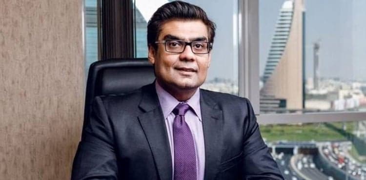 President & CEO ARY Digital Network Salman Iqbal donates Rs150m to flood victims