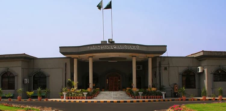 Former PM aide Azam Khan challenges keeping his name on FIA stop list