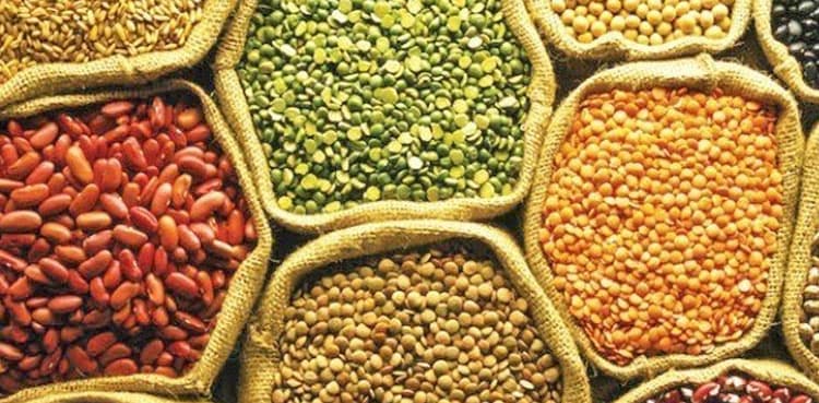Utility stores jack up prices of pulses