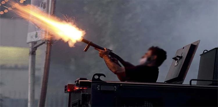 PTI long march: Police purchase 40,000 teargas shells worth Rs75m