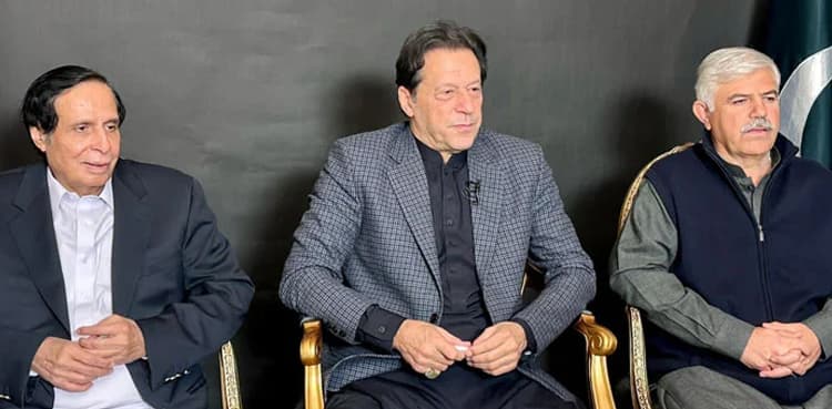 Imran Khan likely to announce dissolution of KP Assembly today