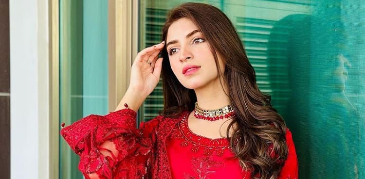 Kinza Hashmi will 'never' share secret with THIS actor