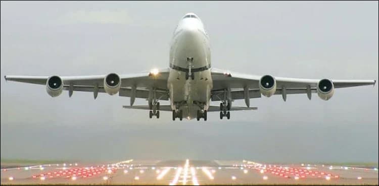 Disruption of GPS signals at two airports increases risks of flight safety