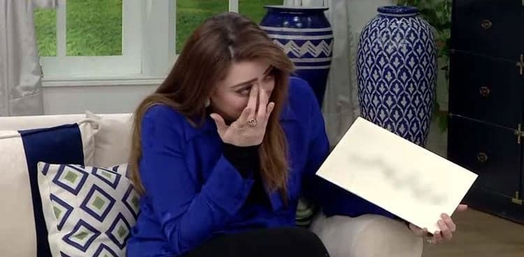 Momina Iqbal breaks into tears, here's why