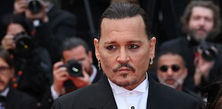 Johnny Depp marks celebrity comeback with Cannes opening film