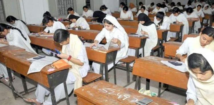 Karachi board issues statement regarding admit cards for matric exams