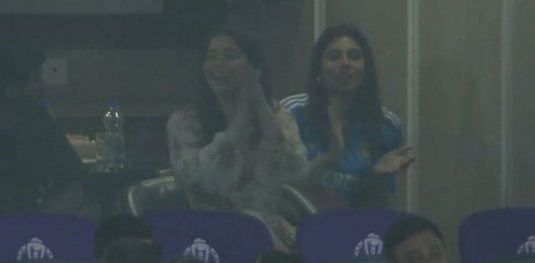 Memes galore as Sara Tendulkar watches India-Bangladesh clash in stadium