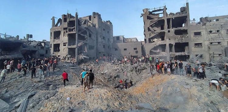 Dozens killed as Israeli strike hits Jabalia refugee camp in Gaza