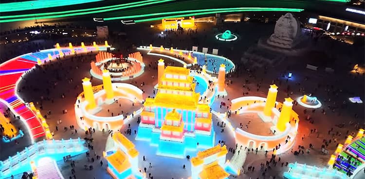 WATCH: Fairy-tale ice sculptures lure tourists into China's Harbin