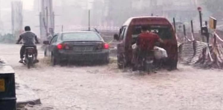 Pakistan: Calamitous rains wreak havoc in Punjab and KP, claim 37 lives