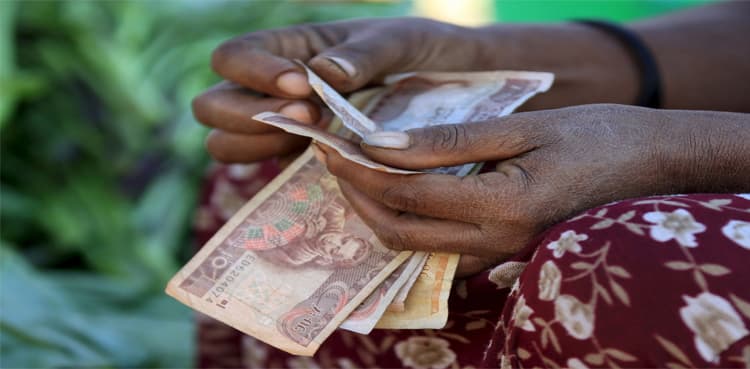 Bank glitch lets people draw millions from accounts