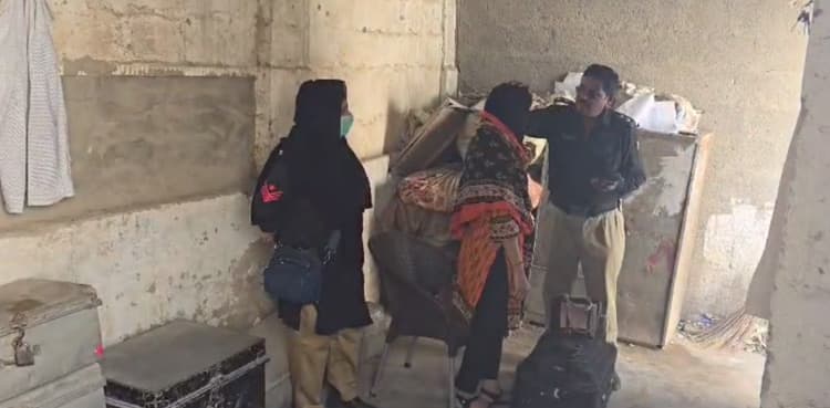 Karachi police recover woman lured with a job offer from detention
