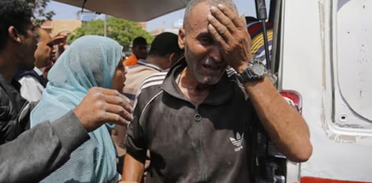 Dozens killed in Israeli bombing on Gaza school