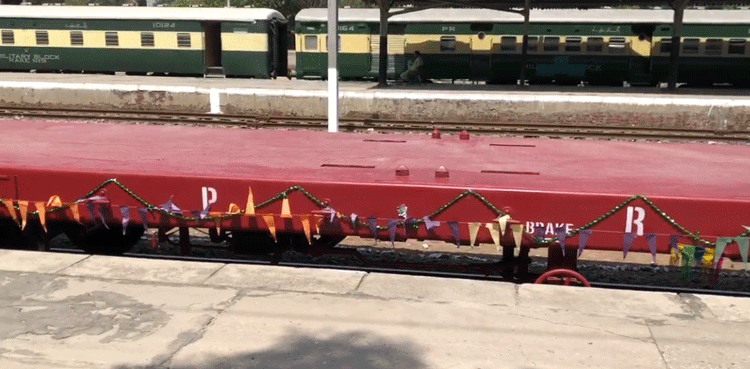 Pakistan Railways inducts high-capacity freight wagons to its fleet