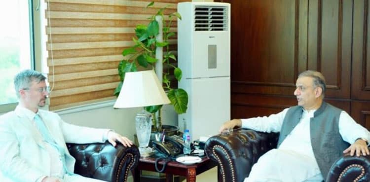 Pakistan, Russia mull road connectivity to enhance trade