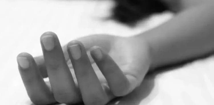 Man kills wife after knowing she will give birth to a girl