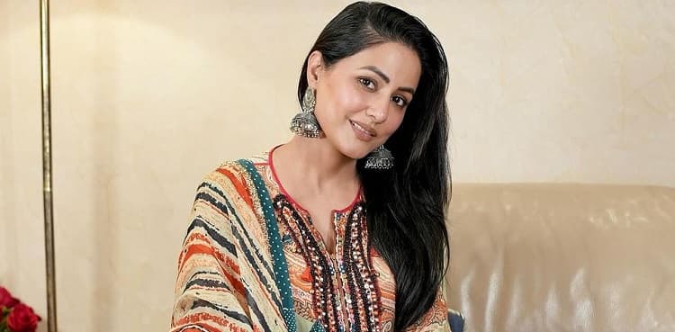 Hina Khan reveals mucositis diagnosis amid breast cancer treatment