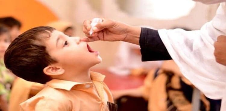 Three policemen on polio guard duty injured in firing in Hangu